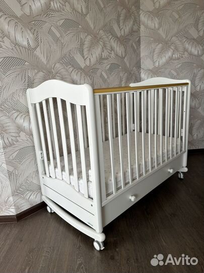 Детская кроватка-качалка Гандылян с матрасом