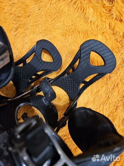 Крепления для сноуборда ride