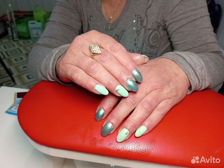 Маникюр педикюр