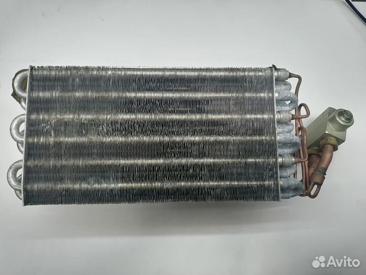 Радиатор кондиционера бмв е30