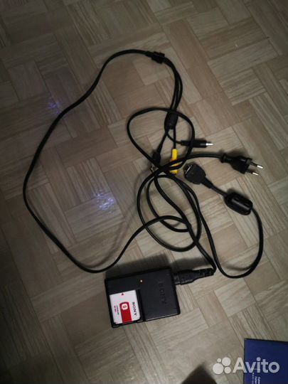 Фотоаппарат Sony Cyber Shot DSC-W100