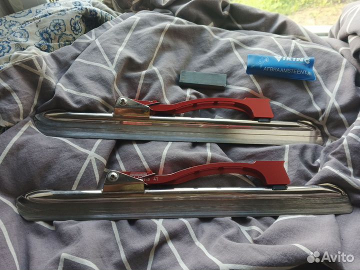 Конькобежные коньки viking