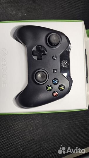 Геймпад Xbox One