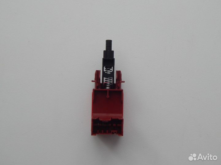 Кнопка для ст.машины Ariston, indesit C00075445