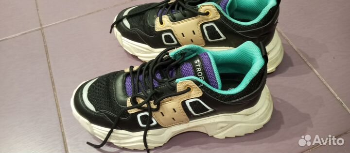 Кроссовки бу