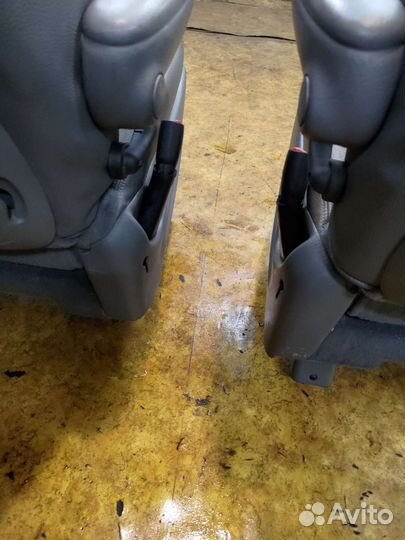 Сиденья Салон Додж караван Вояджер 01-07г