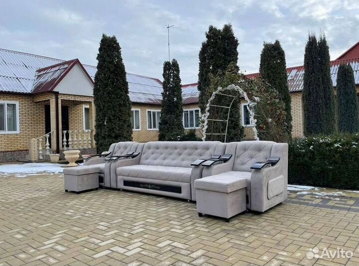 Диван в офис