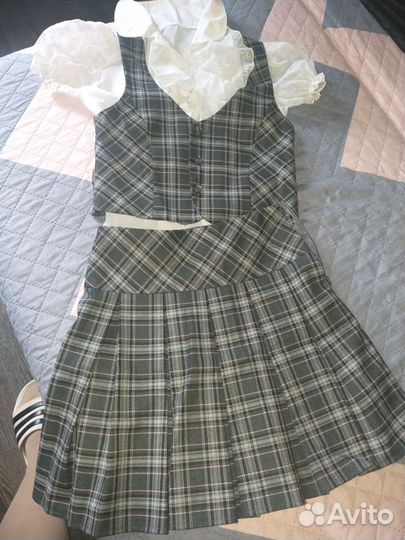 Школьные вещи для девочки 134 140 пакетом