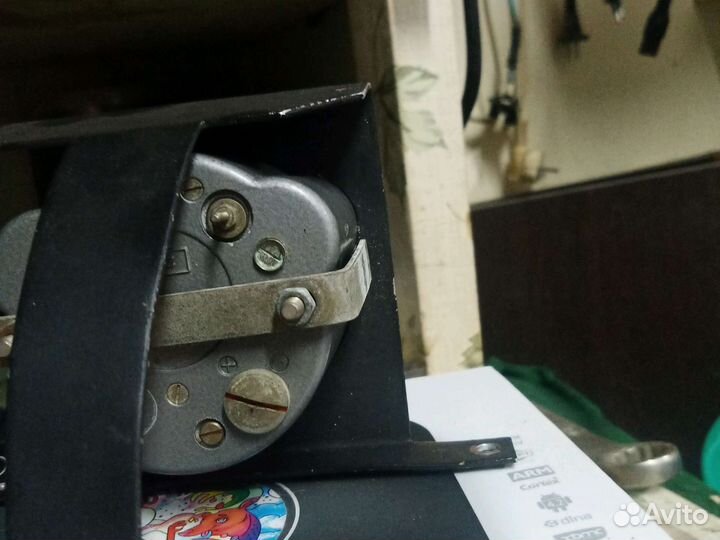 Часы авиационные механические