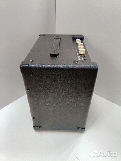 Комбоусилитель Cort CM20B