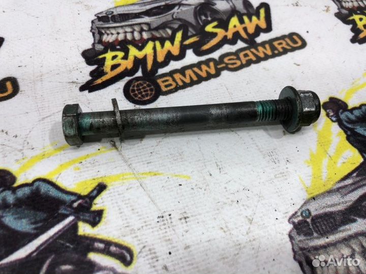 Болт Audi A4 B6 avant AMB 2004