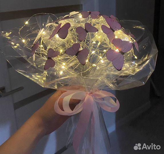 Букеты из бабочек со светящимися огоньками