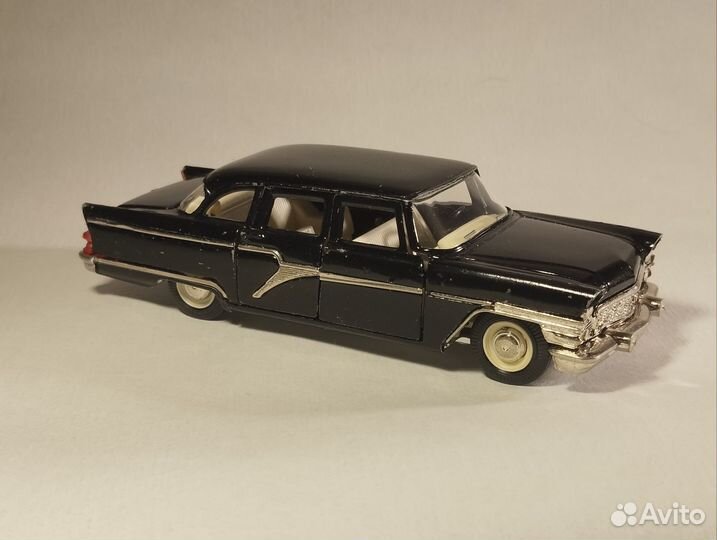 Чайка газ-13. А 15 с ми