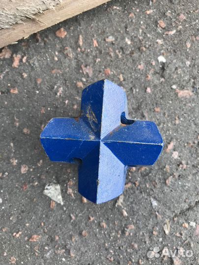 Буровая коронка R32 51 мм крест бит EX и EXXs