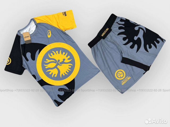 Спортивный комплект для мма