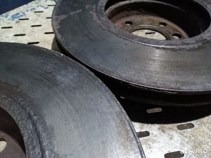 Тормозные диски передние BMW X5 e53