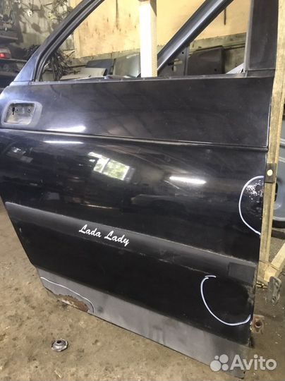 Дверь задняя правая на 2110 приора