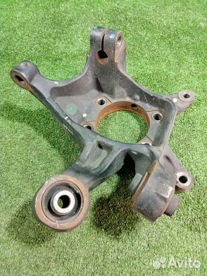 Цапфа задняя правая Subaru Forester SH5 / S12 E205