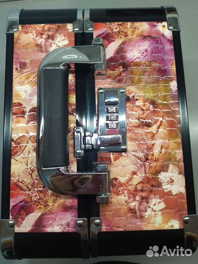 Шкатулка (кейс) для украшений и косметики