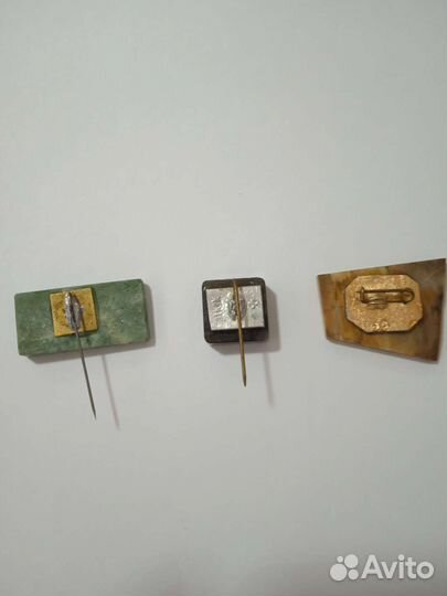 Броши из натурального камня