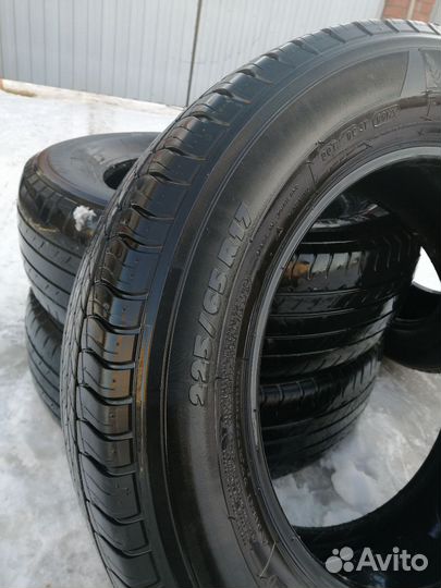 Michelin Latitude Tour HP 225/65 R17 102H