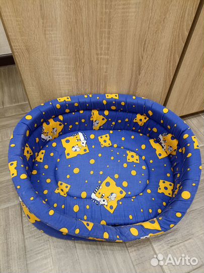 Продам лежанку для собаки