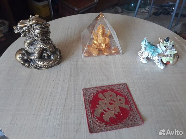 Фарфоровые статуэтки