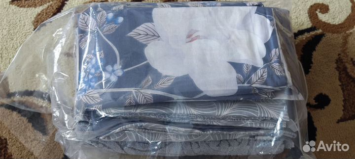 Комплект постельного белья евро + полотенце