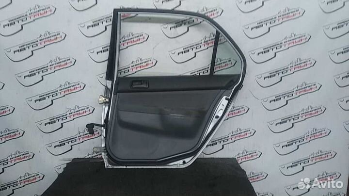 Дверь mitsubishi lancer lancer cedia CS1A CS2A CS3