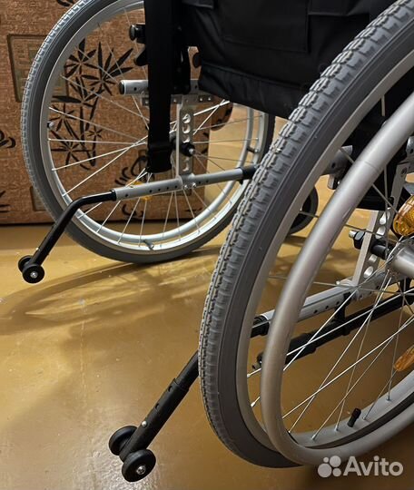 Коляска для инвалидов