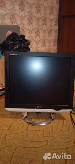 Монитор LG
