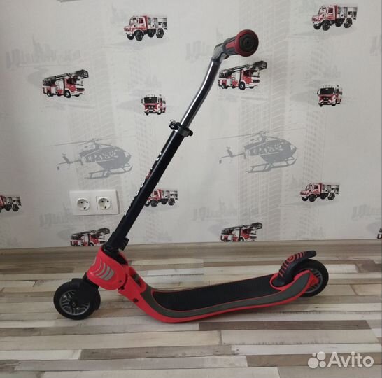 Фирменный самокат Globber складной flow 125