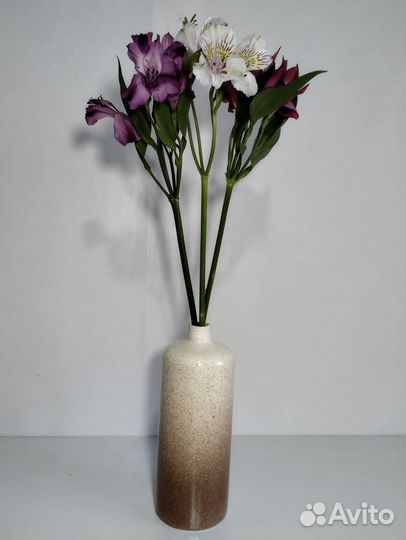 Керамическая бутылка - ваза