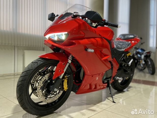 Электромотоцикл Ducati Panigale 3000W на цепи