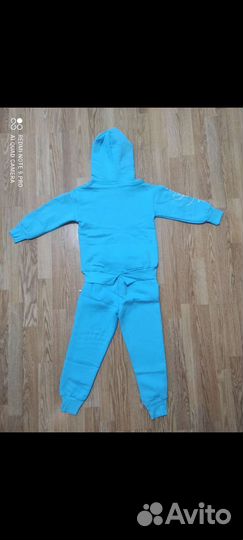 Спортивный костюм новый