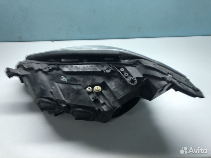 Блок фара правая Mercedes W221 ксенон