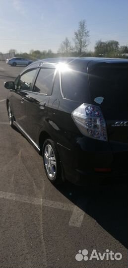 Honda Fit Shuttle 1.3 CVT, 2011, 128 000 км