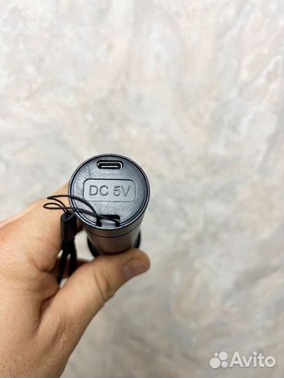 Фонарь яркий луч до км с встроенным акб