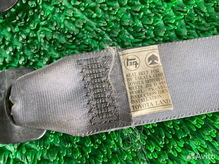Ремень безопасности лев. зад. Toyota Land cruiser