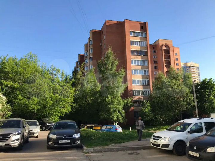 2-к. квартира, 53,1 м², 1/9 эт.