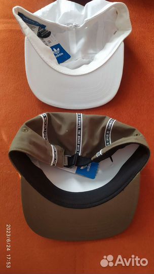 Шарф и кепки.адидас