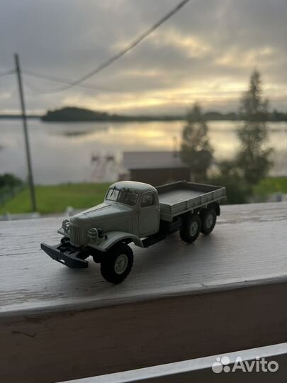Модель ЗИЛ 157 1:43