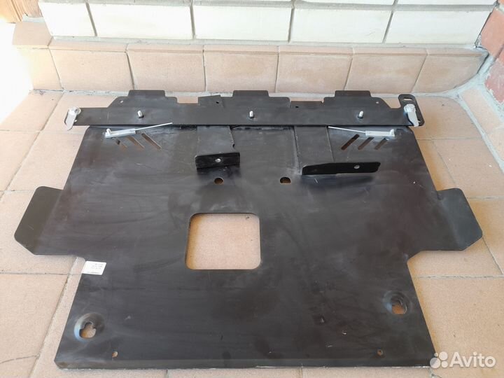 Hyundai Elantra Защита картера и кпп Новая