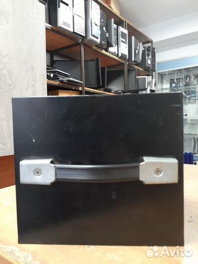 Стабилизатор напряжения