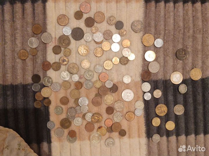 Коллекционные монеты и банкноты