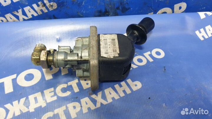 Кран стояночного тормоза. Higer 6129 АВТОБУС