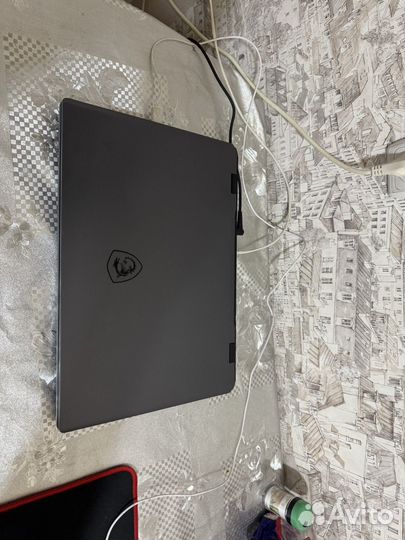 MSI Sword 17 HX B13vfkg-099XRU Игровой