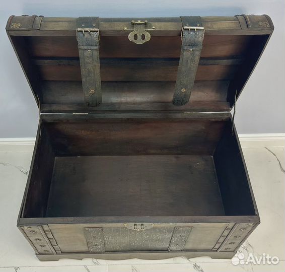 Винтажный сундук Румыния