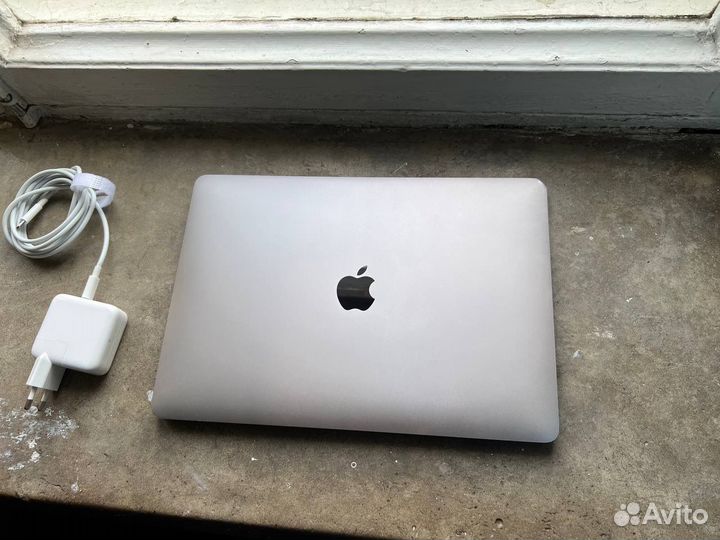 MacBook Air 2020 i5 8/512 Ростест
