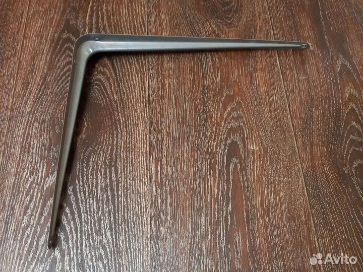 Кронштейн для полок